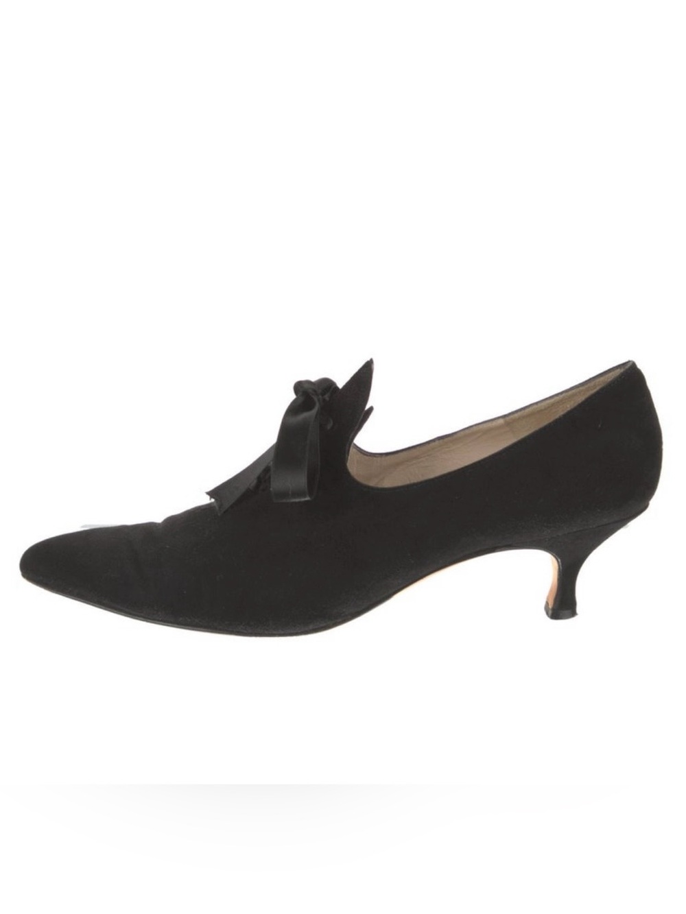 Manolo Blahnik black Suede Pumps kitten heels
